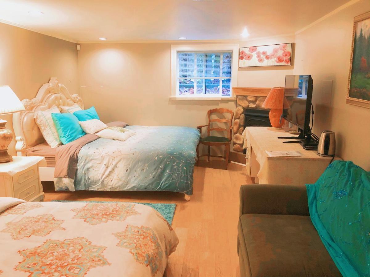 The Sunshine House-Free Parking Bed & Breakfast แวนคูเวอร์ ภายนอก รูปภาพ